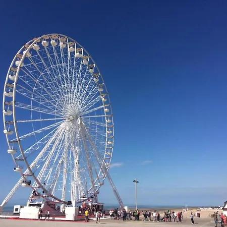 In Belgium Near The Seaside, Cleaning Included 아파트 니우포르트